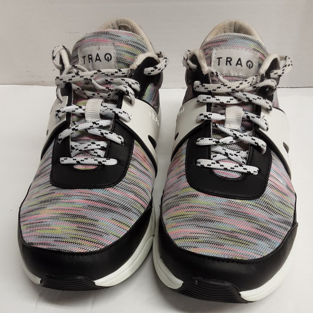 Traq Alegria sneakers size 9.5